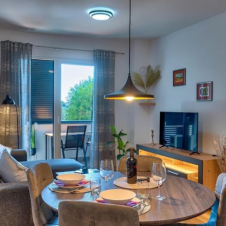 Art Apartment Monvidal Pula Dış mekan fotoğraf